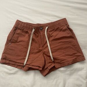 Vuori shorts size small